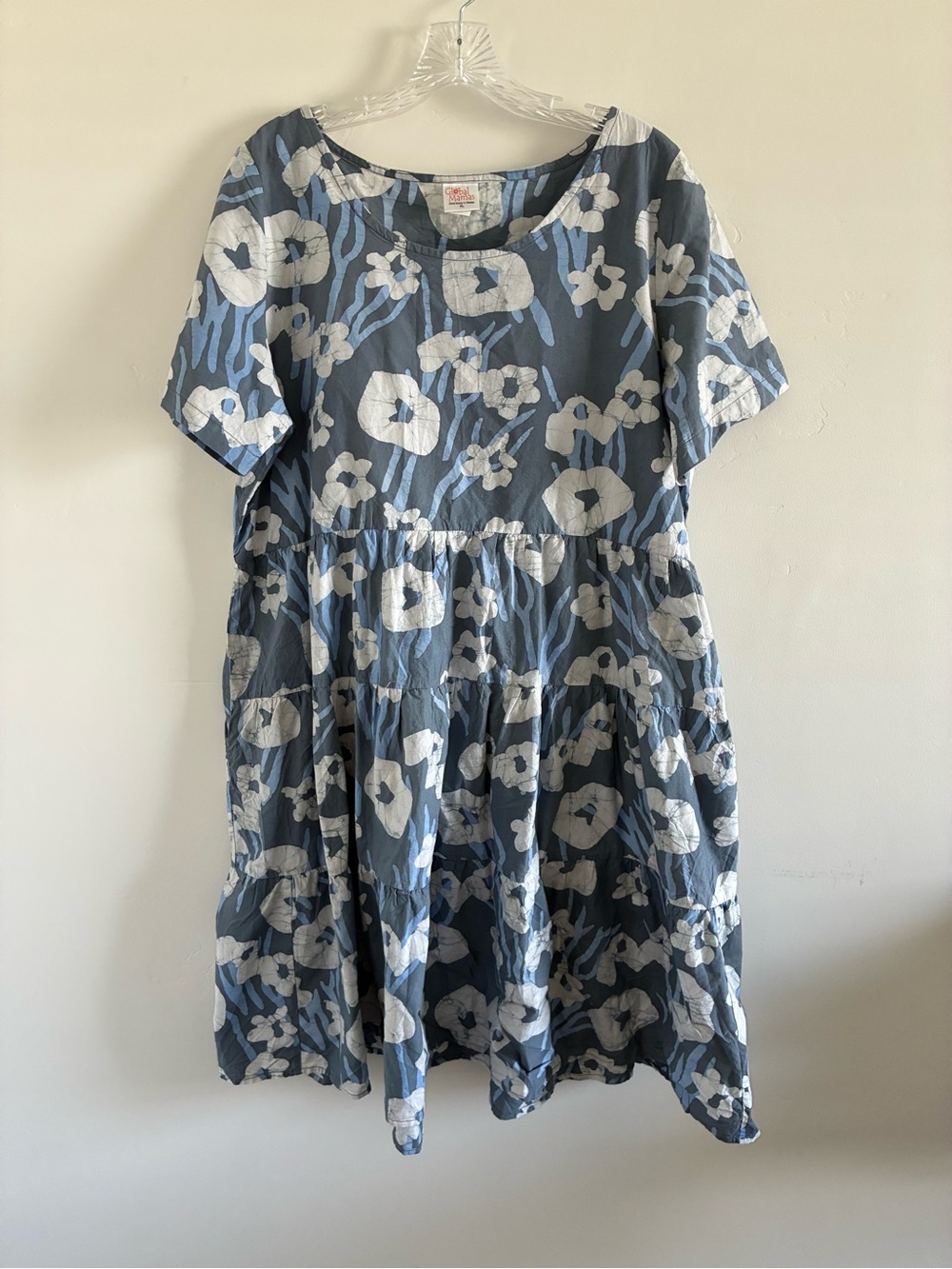 Global mamas Blue Floral womans Dress size xlwith White Blooms